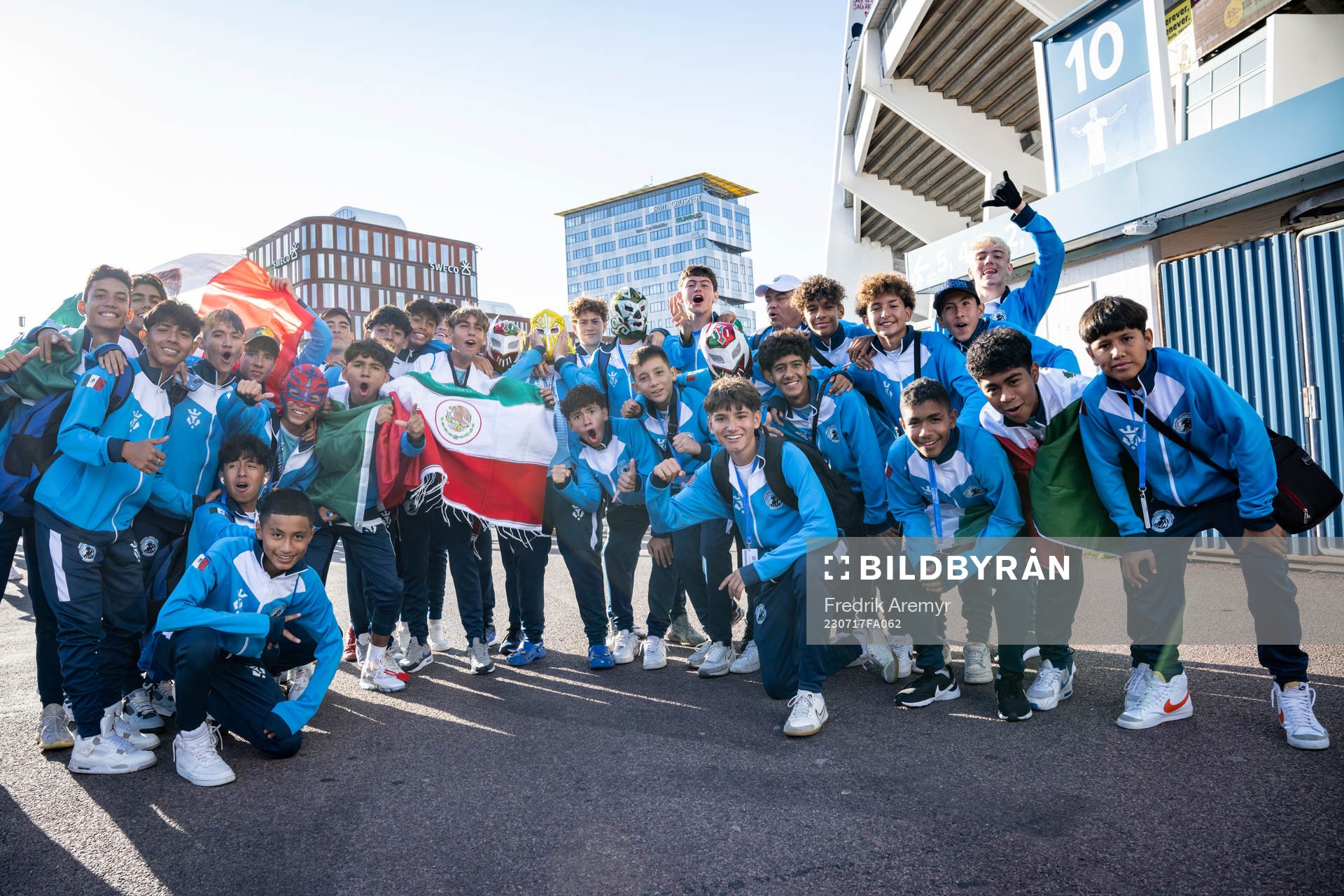 Deltagare från Mexiko inför invigningen av Gothia Cup den 17 juli 2023 i Göteborg. 