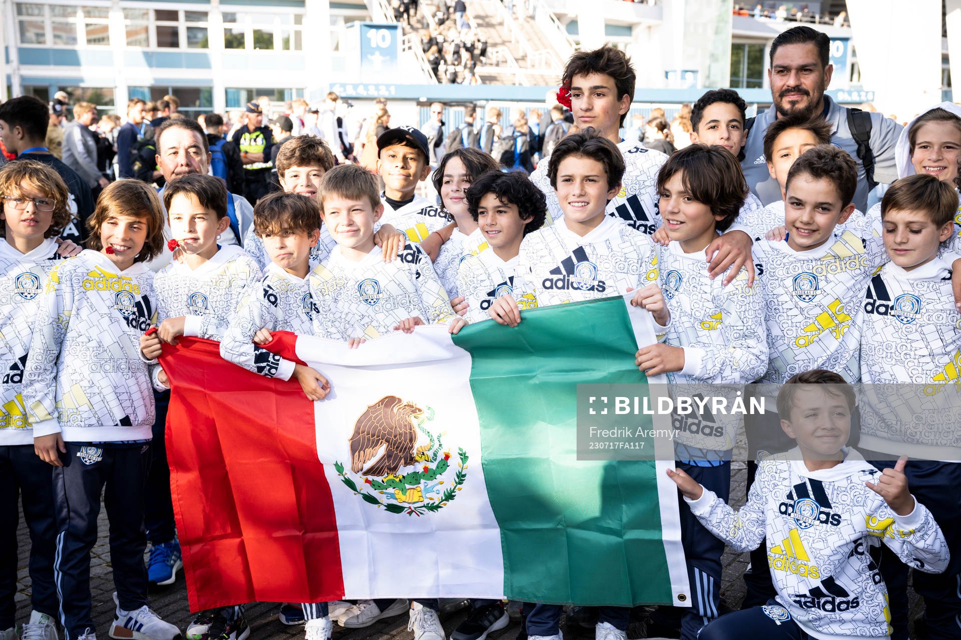 deltagare från Mexiko inför invigningen av Gothia Cup den 17 juli 2023 i Göteborg. 