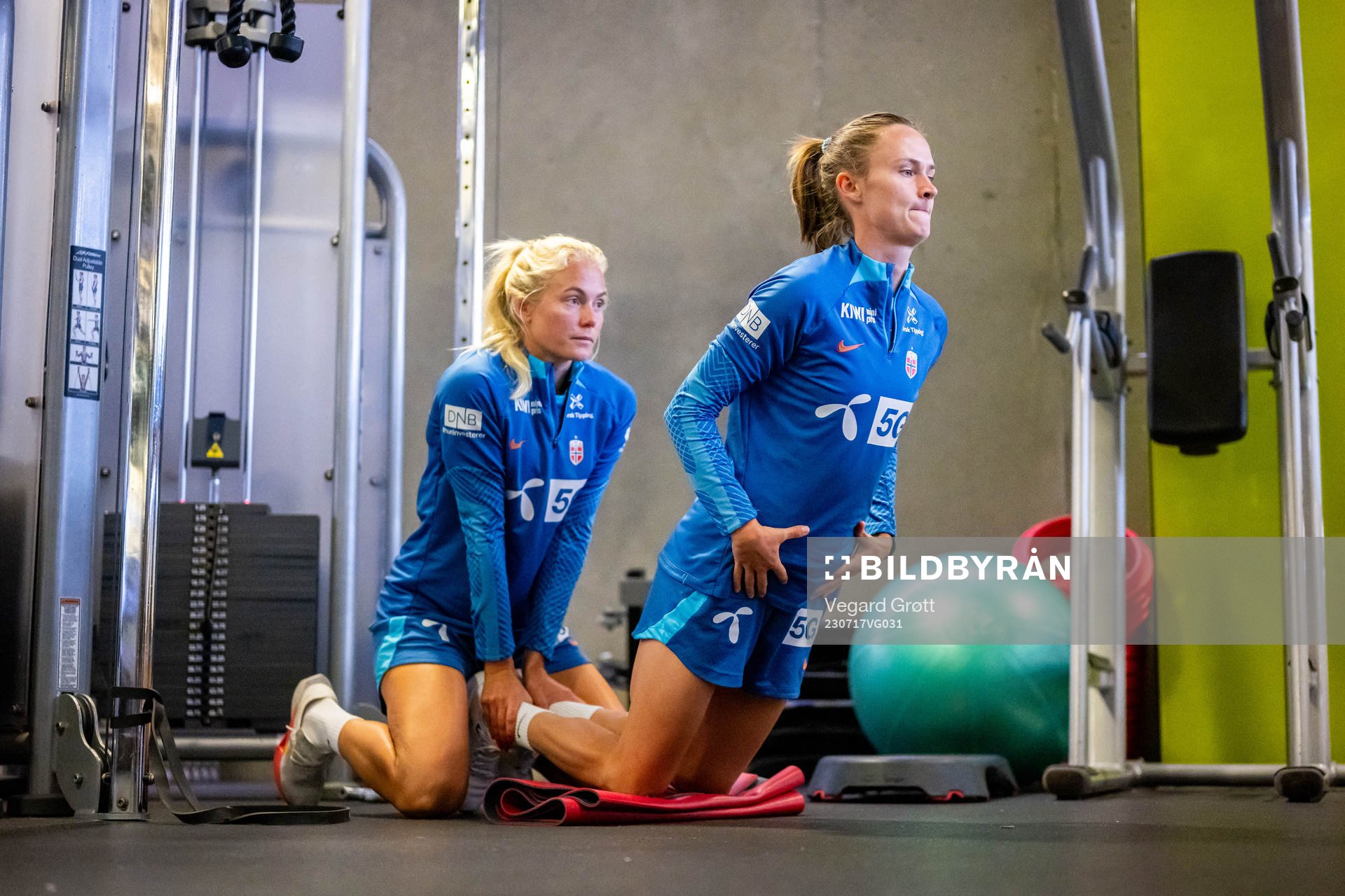 Guro Bergsvand and Caroline Graham Hansen of the Norwegian