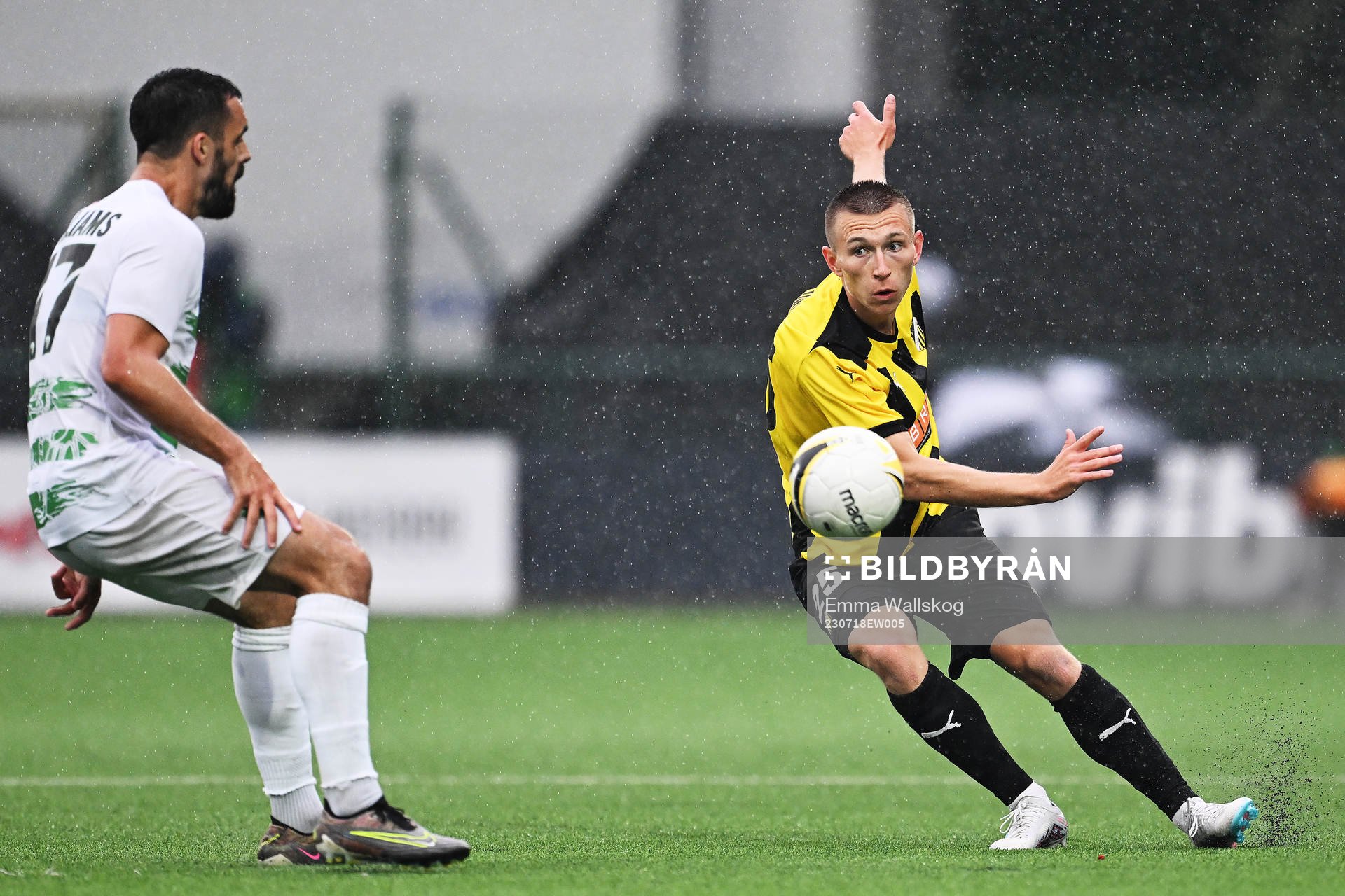 Jordan Williams of The New Saints and Kristoffer Lund