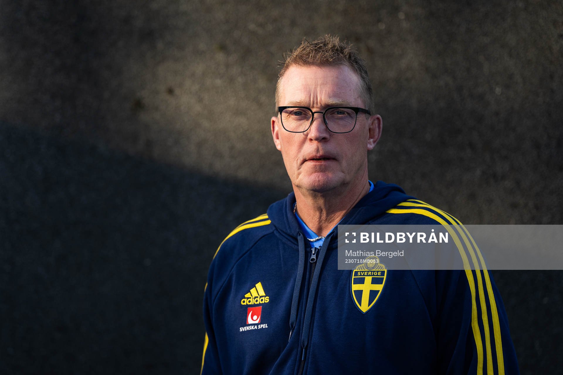 Goalkeeper coach Leif Troedsson of the Swedish women's