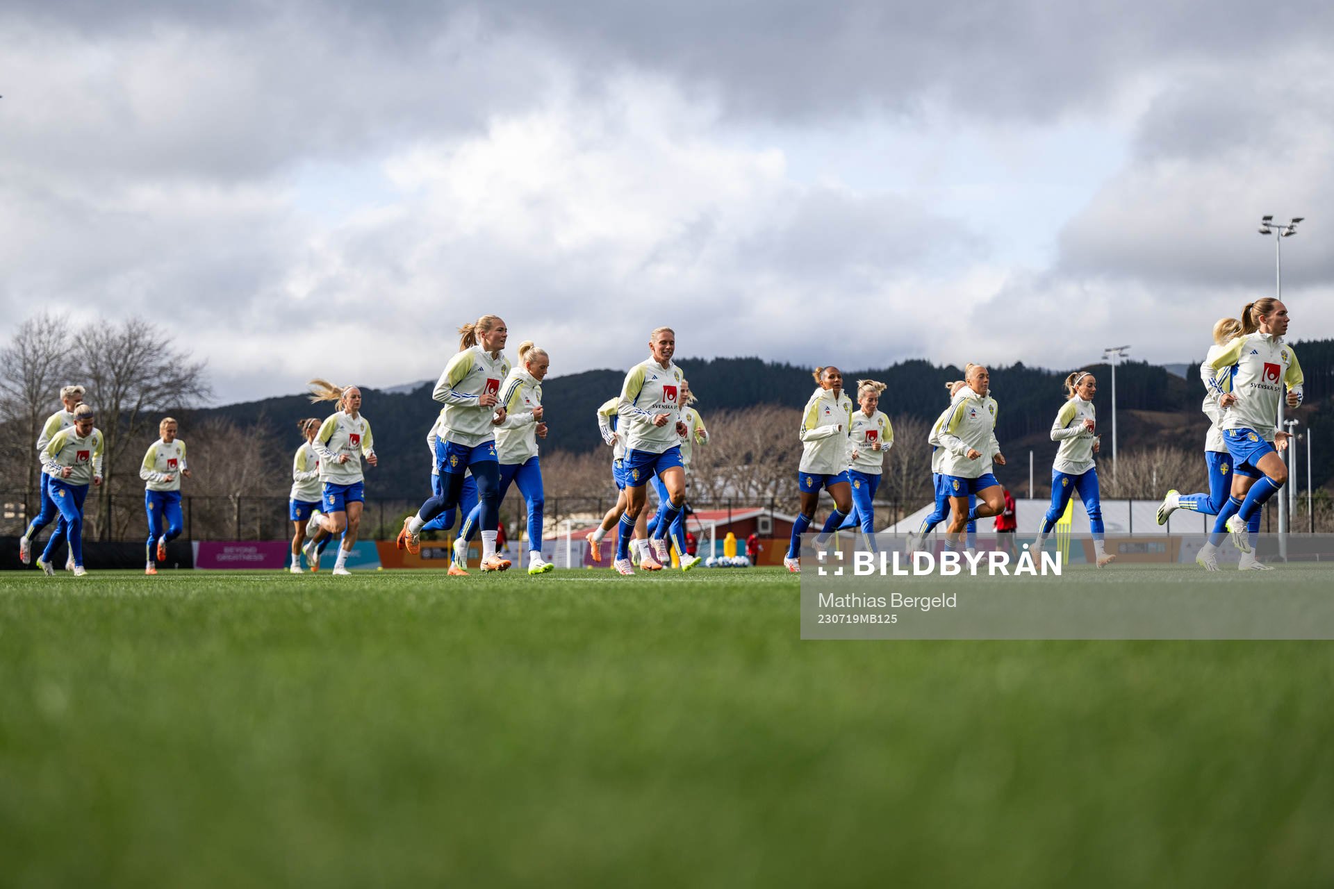 Players of the Swedish women's national football team warm
