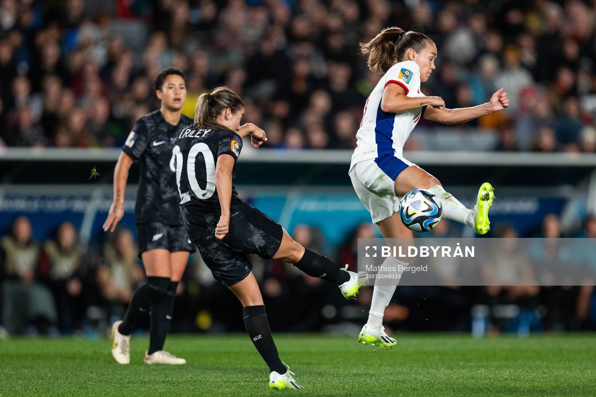 Indiah-Paige Riley of New Zealand and Guro Reiten of Norway during the FIFA Women's World Cup football match between New Zealand and Norway on July 20, 2023 in Auckland.