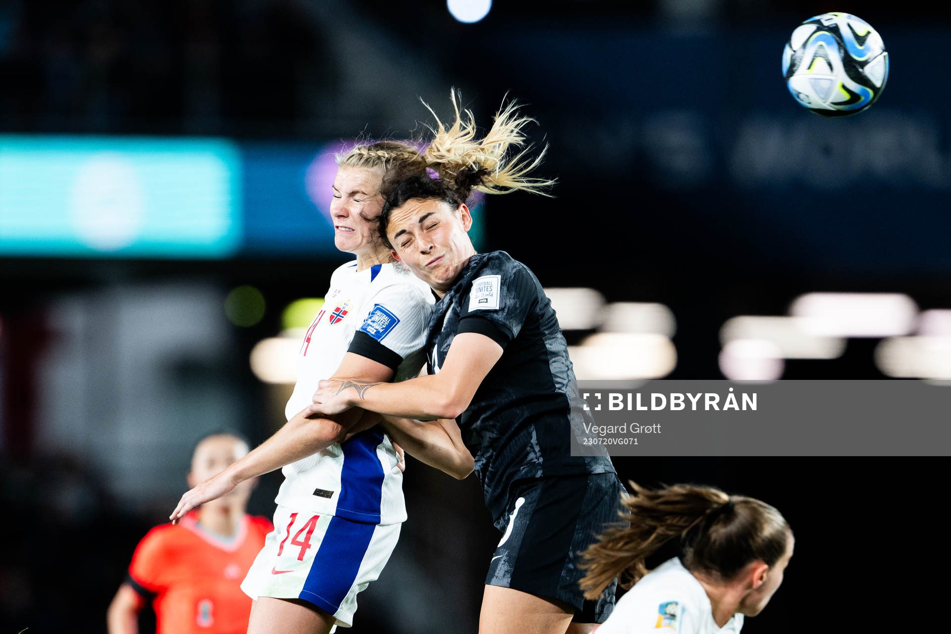 Ada Hegerberg of Norway and Claudia Bunge of New Zealand