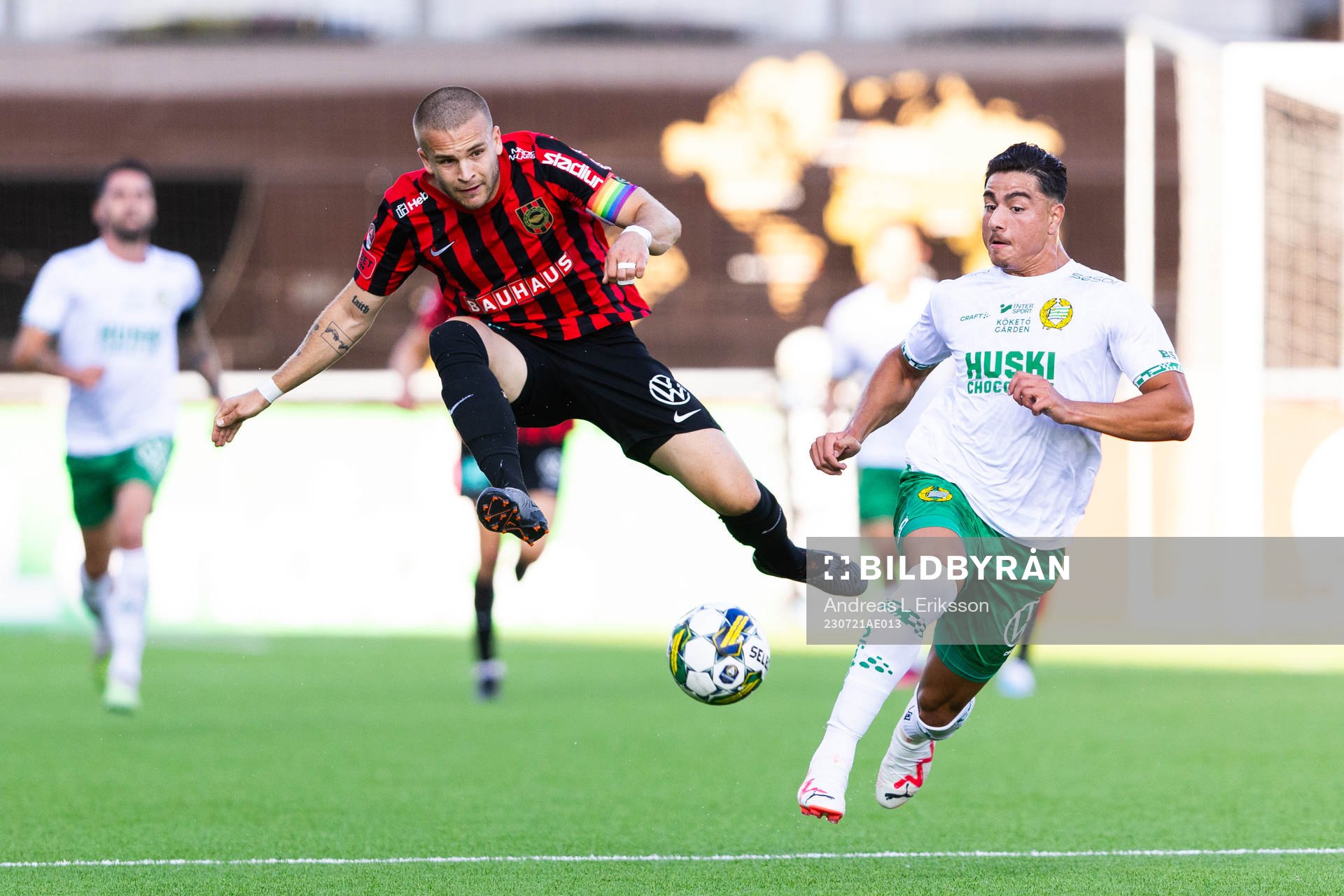 Brommapojkarnas Amadeus Sögaard och Hammarbys Jusef Erabi