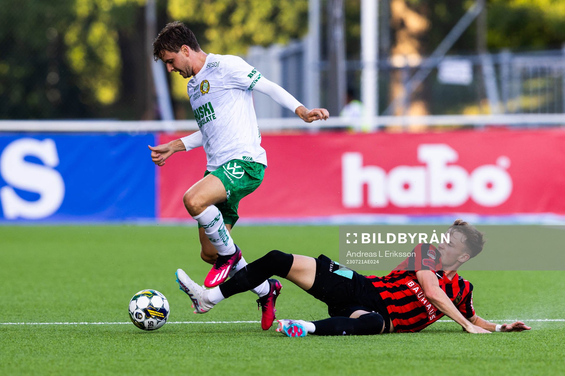 Hammarbys Joel Nilsson och Brommapojkarnas Alexander