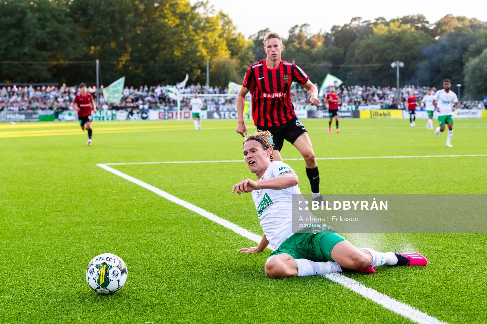 Hammarbys Markus Karlsson och Brommapojkarnas Torbjörn