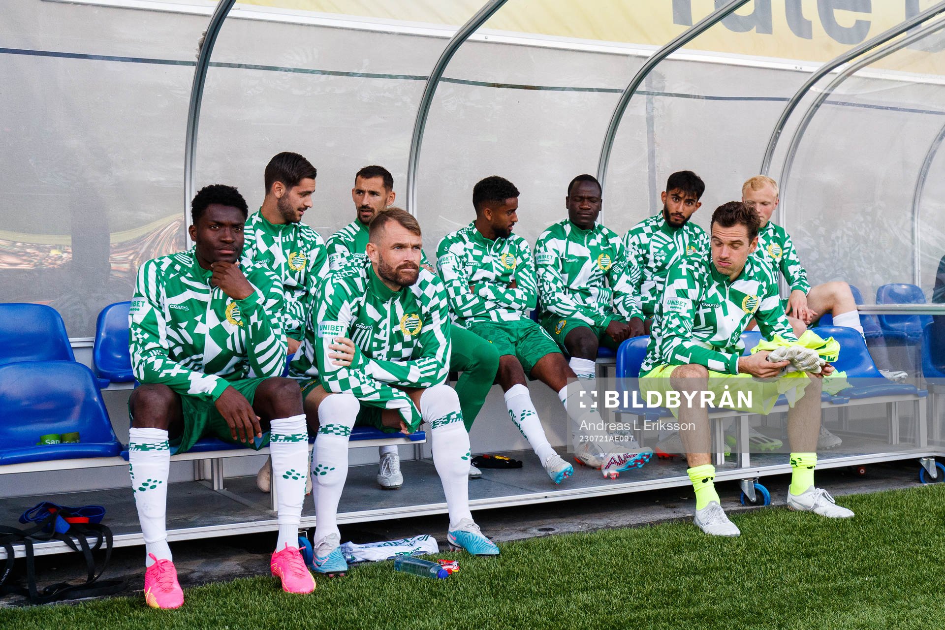 Hammarbys avbytare innan fotbollsmatchen i Allsvenskan
