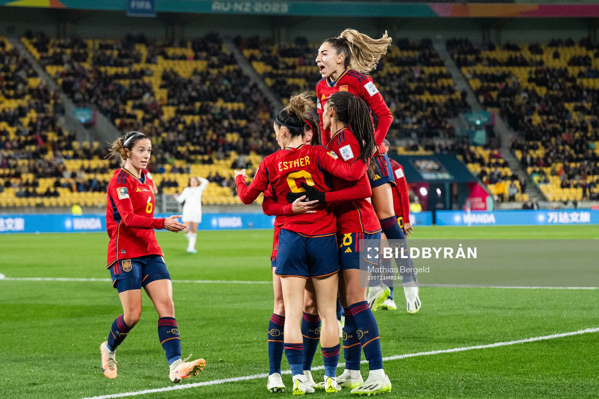 Aitana Bonmati, Esther Gonzalez, Salma Paralluelo and Olga