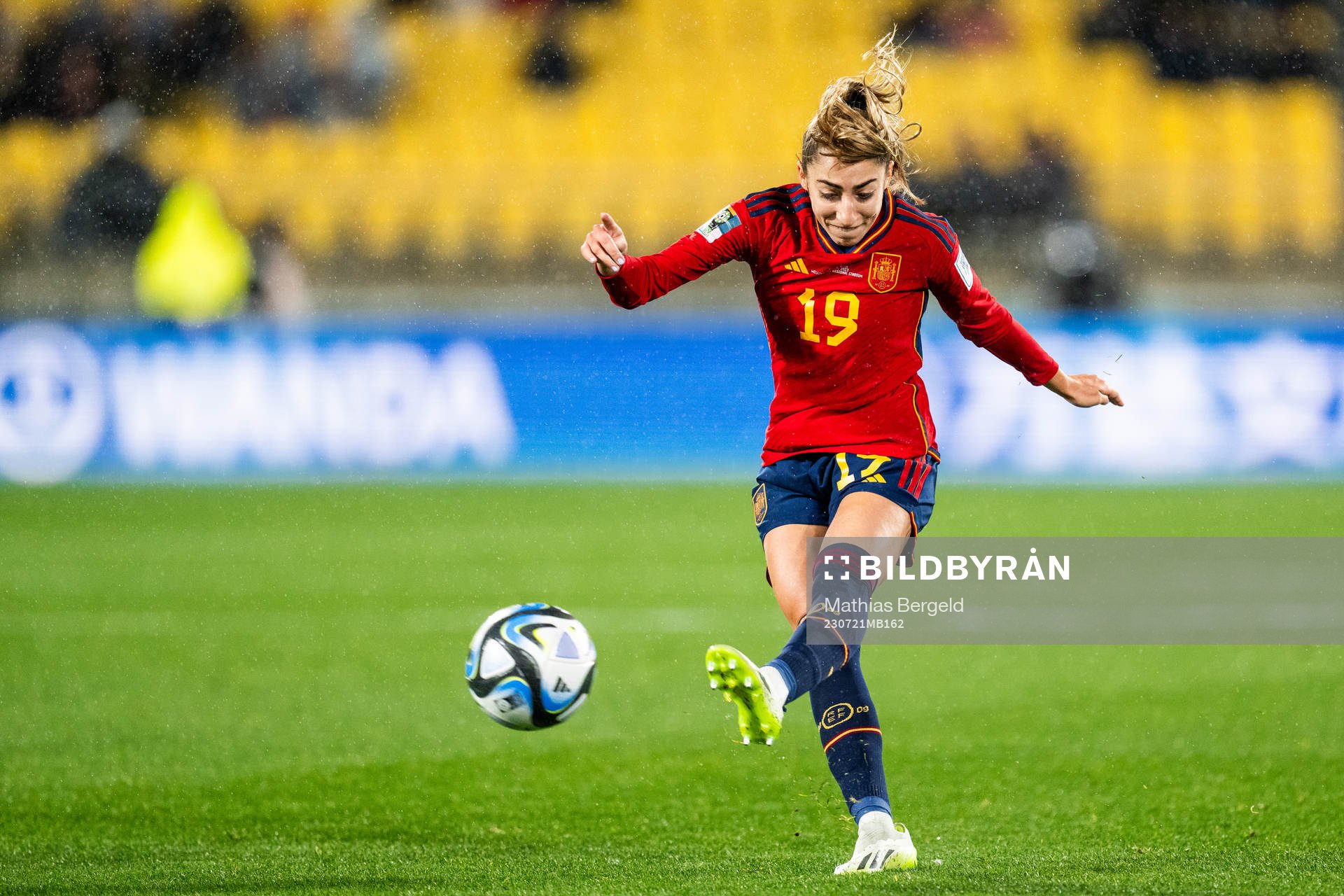 Olga Carmona of Spain