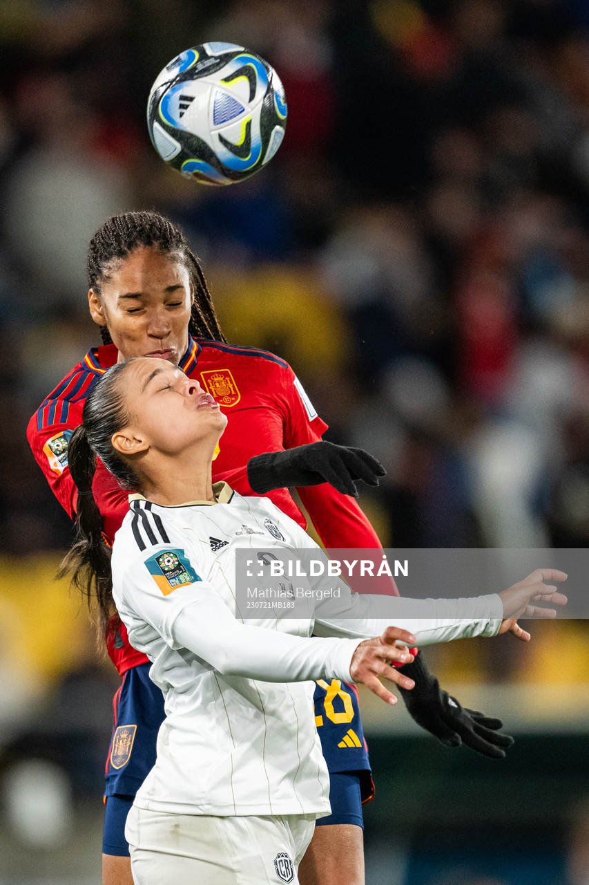 Salma Paralluelo of Spain and Maria Paula Coto of Costa Rica