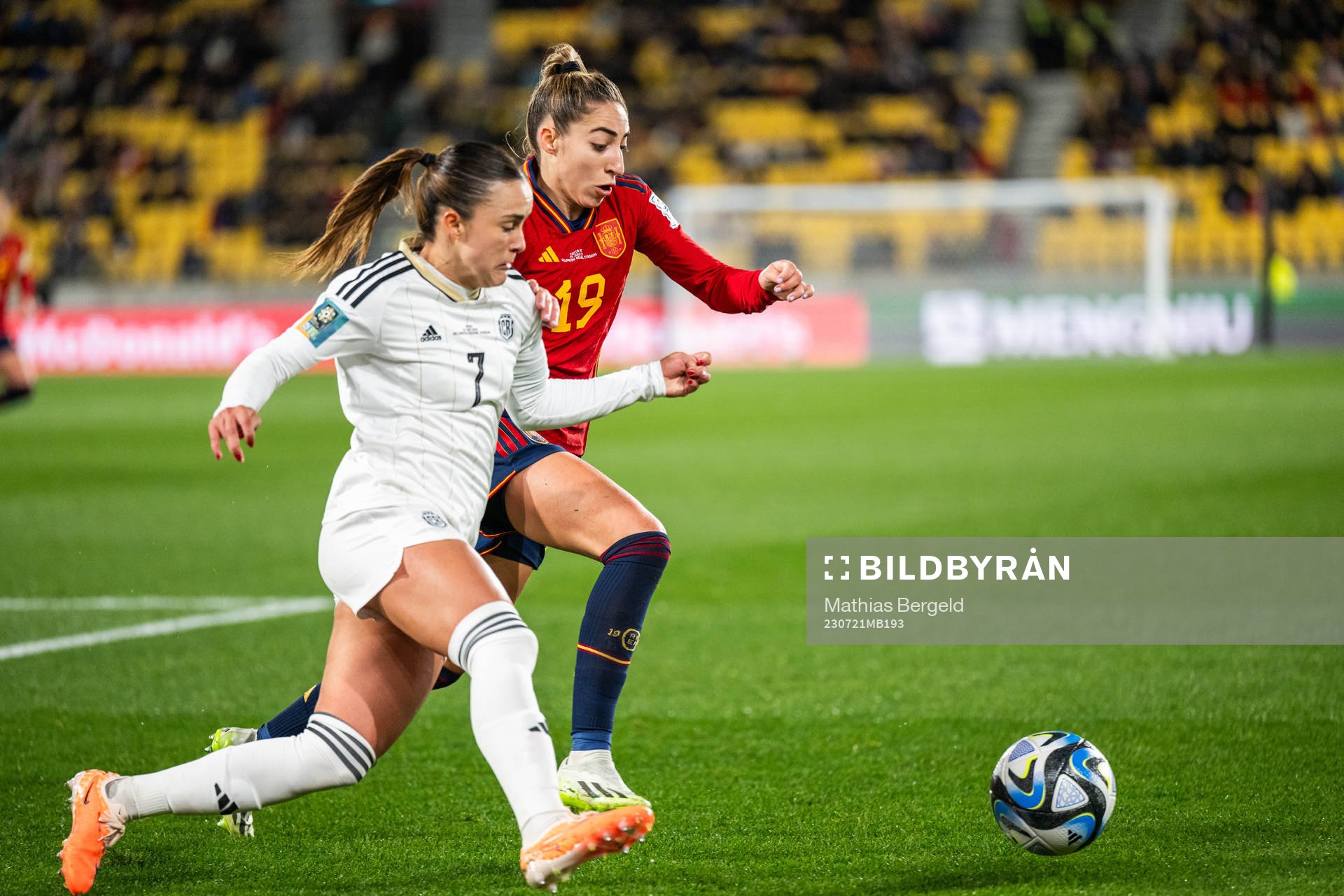 Melissa Herrera of Costa Rica and Olga Carmona of Spain