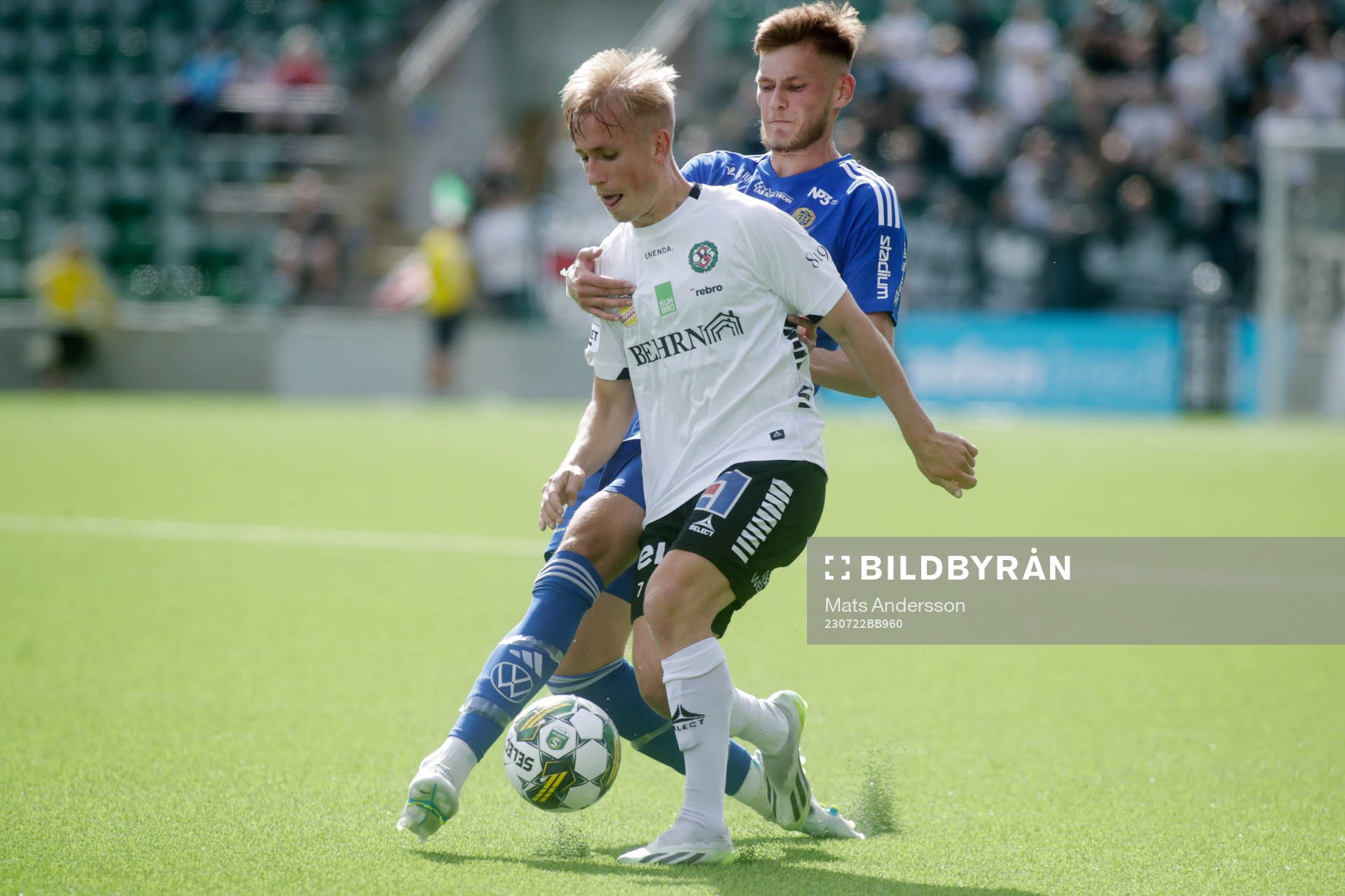 Örebros David Seger och GIF Sundsvalls Ludvig Svanberg