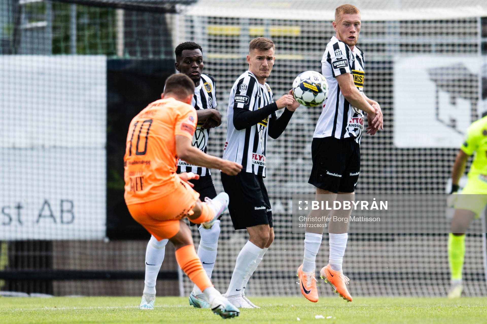 Landskronas Kofi Asare, Robin Dzabic och Rasmus Wendt mot