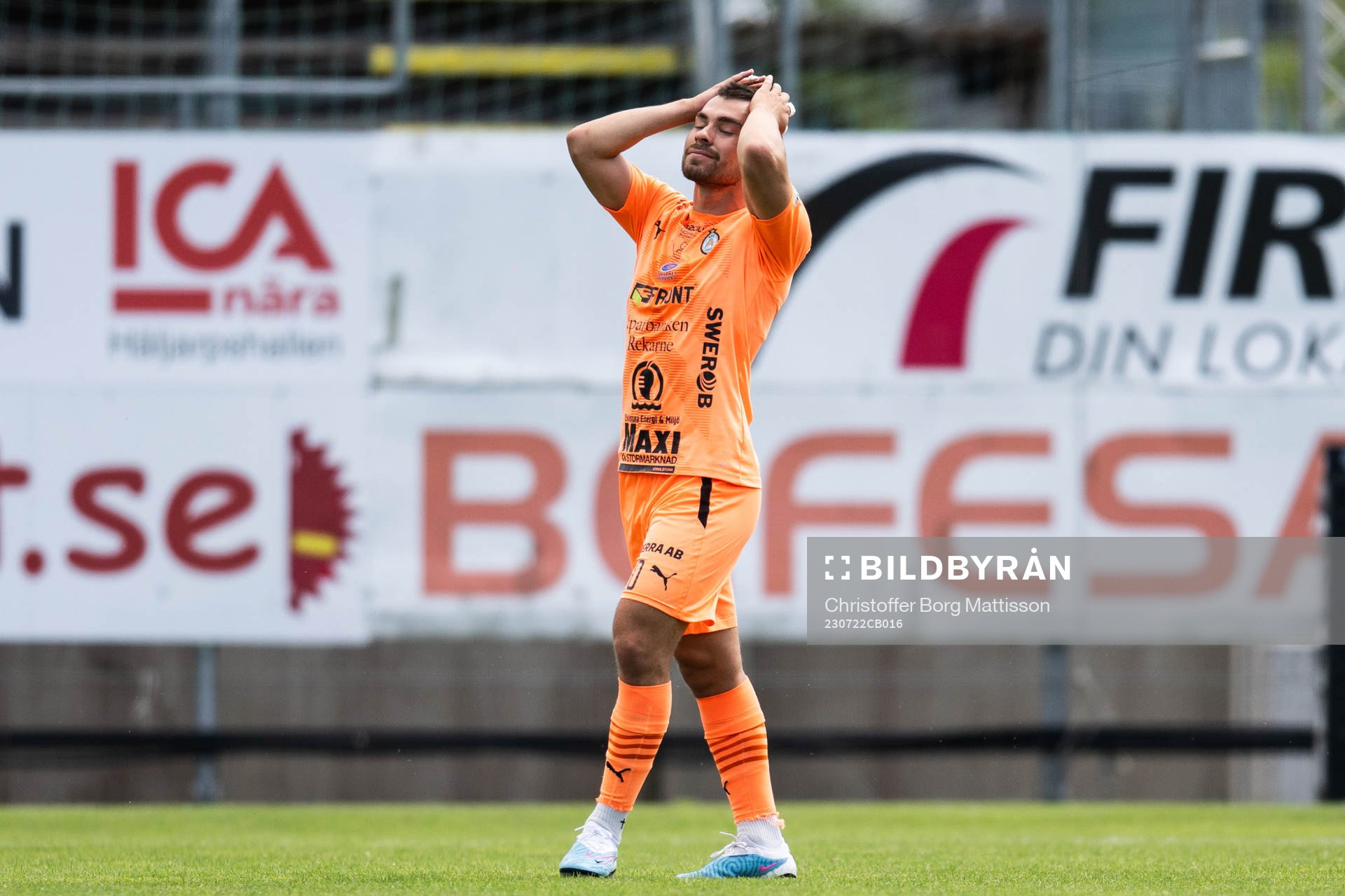 AFC Eskilstunas David Marcelo Palomino deppar