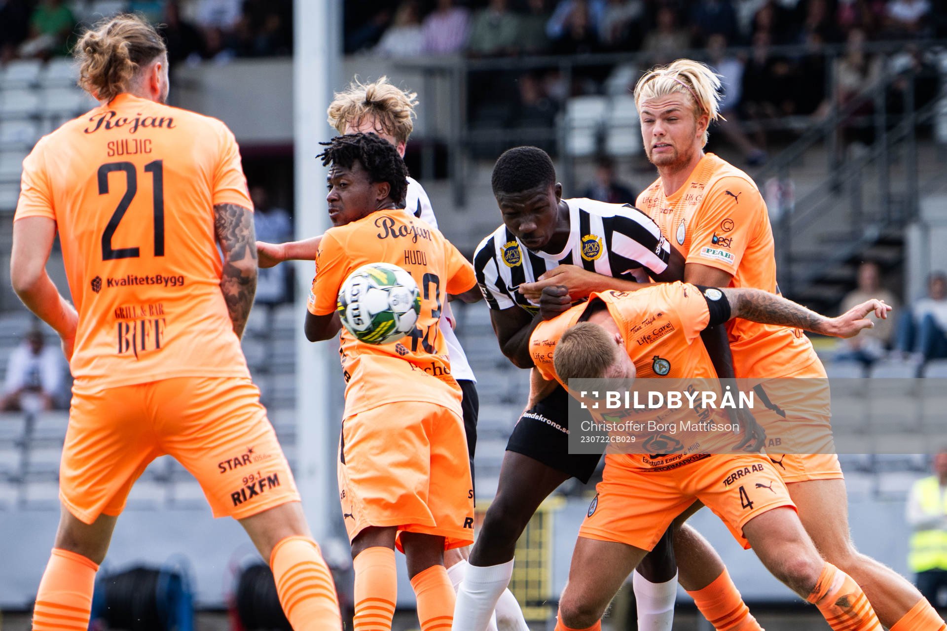Landskronas Ousmane Diawara och AFC Eskilstunas Jesper Modig