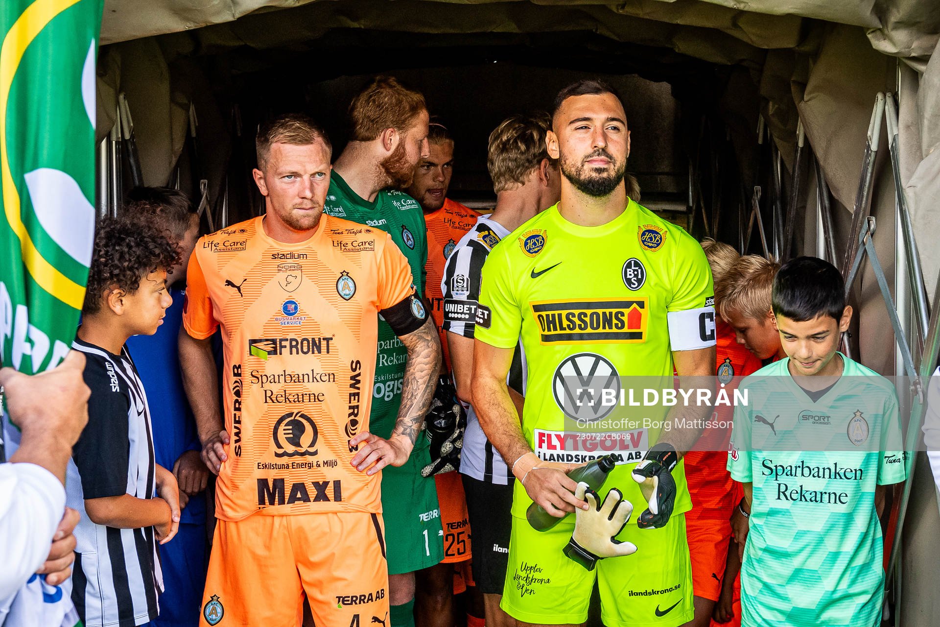 AFC Eskilstunas Jesper Modig och Landskronas målvakt Amr