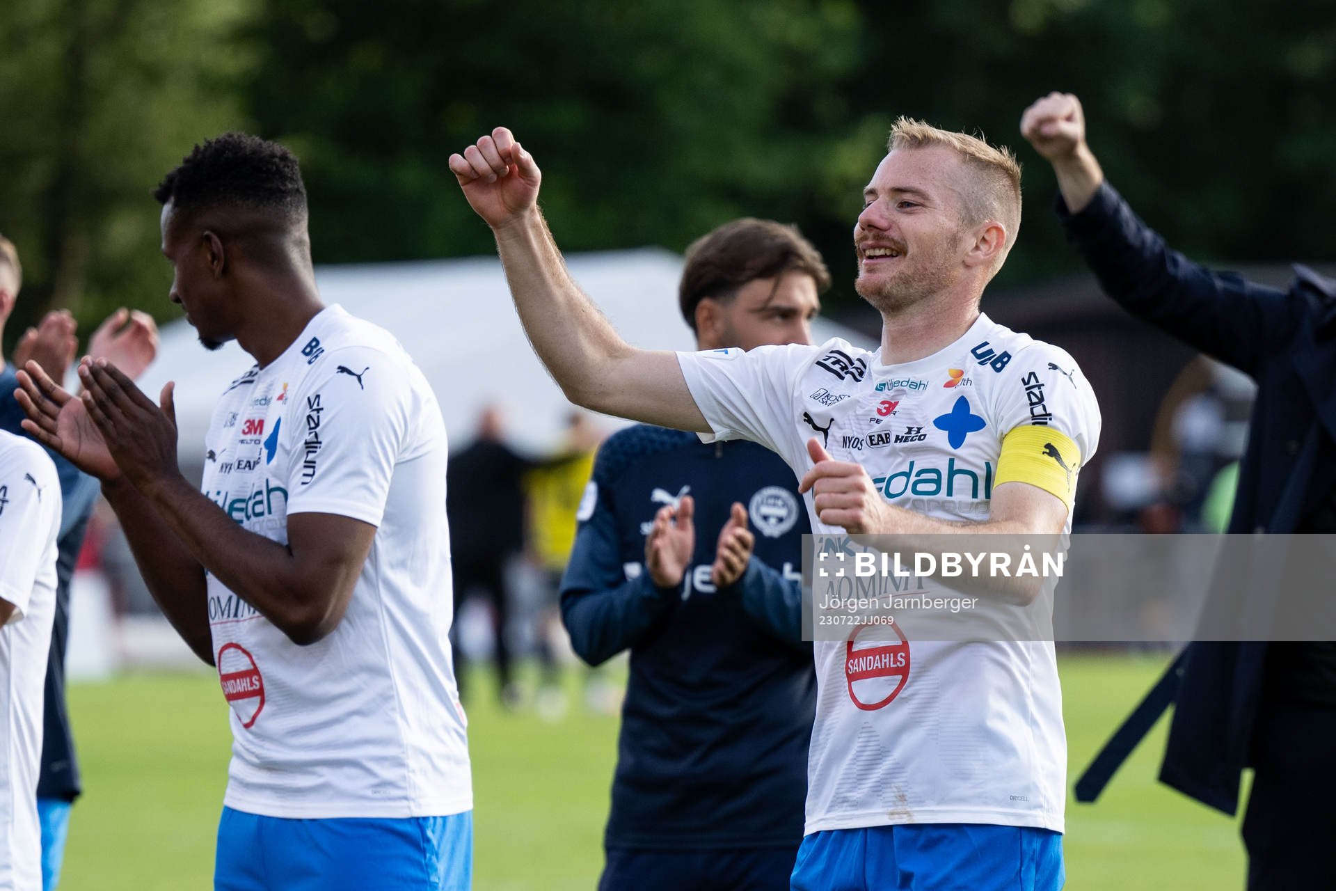 Värnamos Freddy Winsth jublar