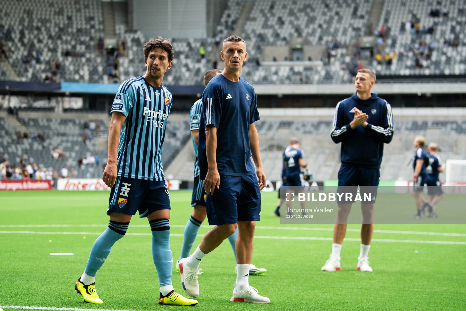 Djurgårdens Gustav Wikheim och Haris Radetinac deppar