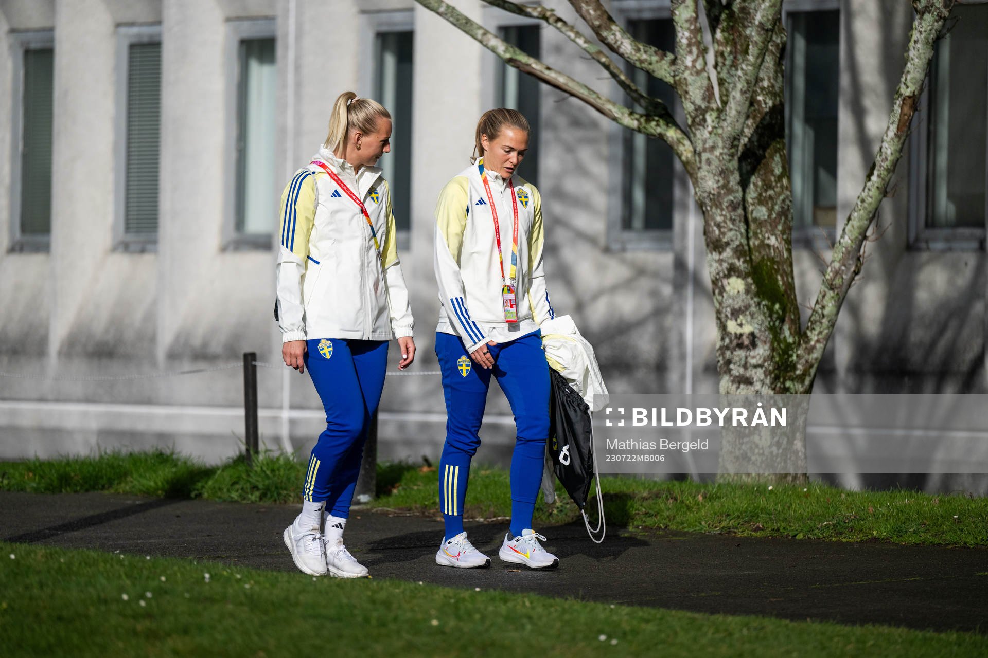 Stina Blackstenius and Magdalena Eriksson of the Swedish