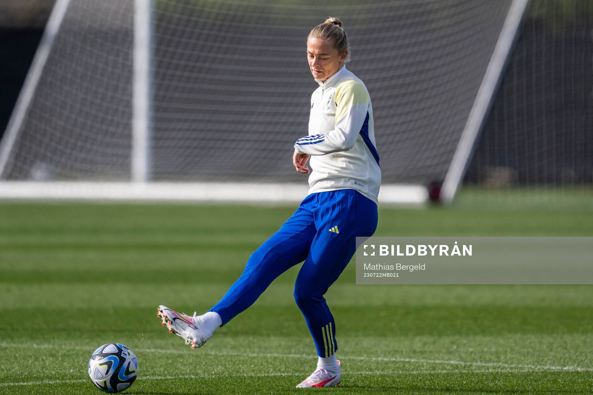 Fridolina Rolfö of the Swedish women's national team at a
