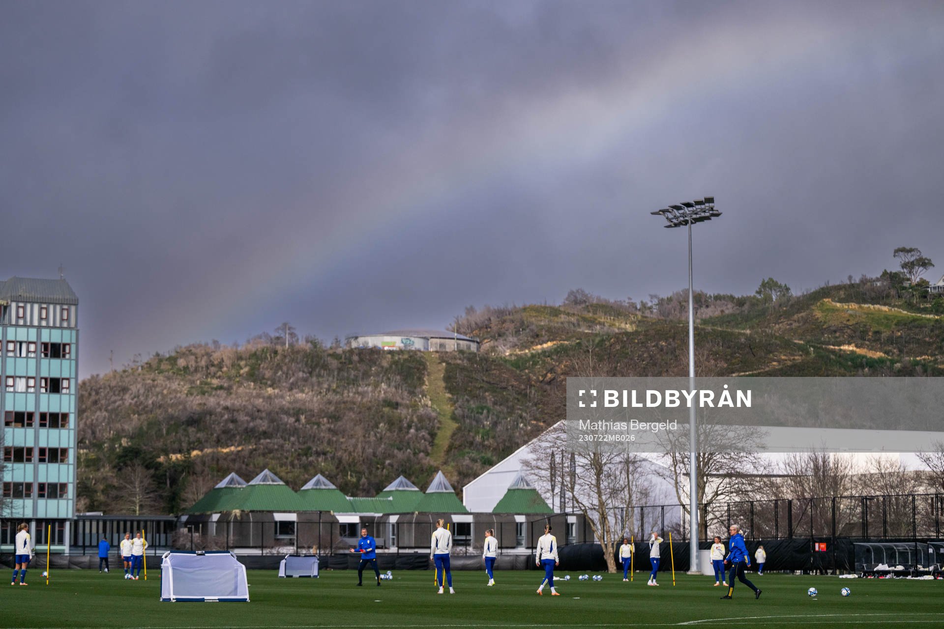 A rainbow over players of the Swedish women's national team
