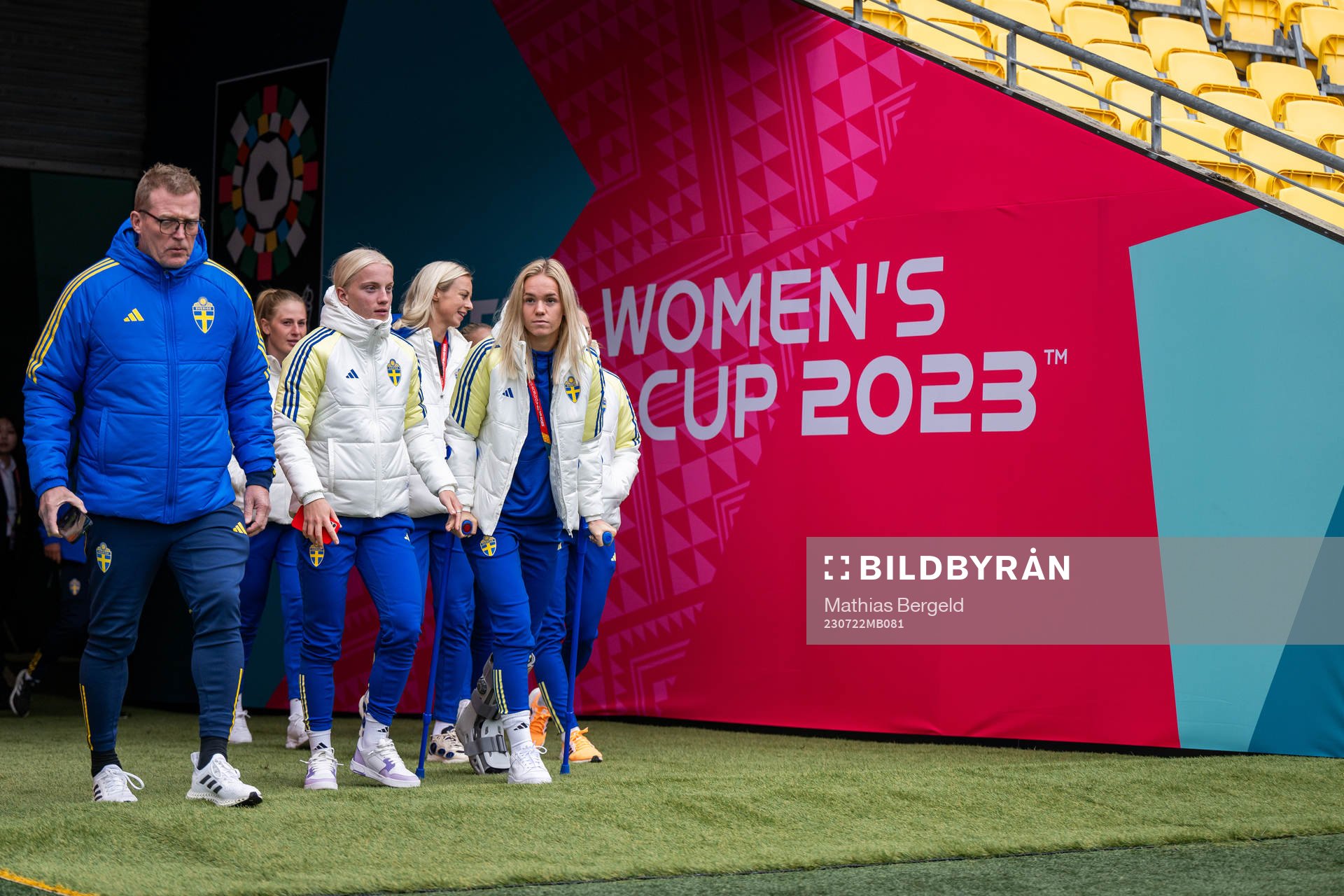 goalkeeper coach Leif Troedsson, Anna Sandberg, Amanda