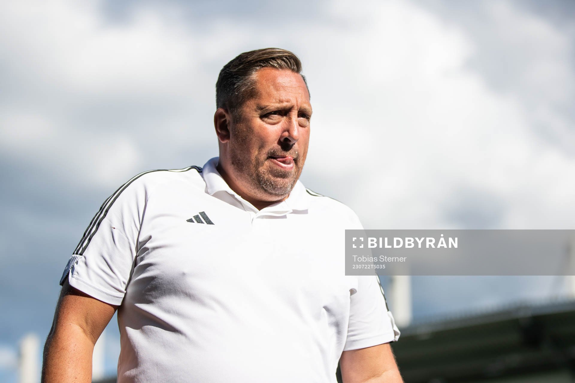 Östersunds tränare Magnus Powell deppar