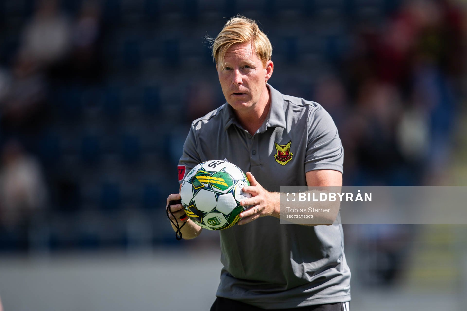 Östersunds assisterande tränare Stefan Lundin inför fotbollsmatchen i Superettan mellan Gefle och Östersund den 22 juli 2023 i Gävle. 
