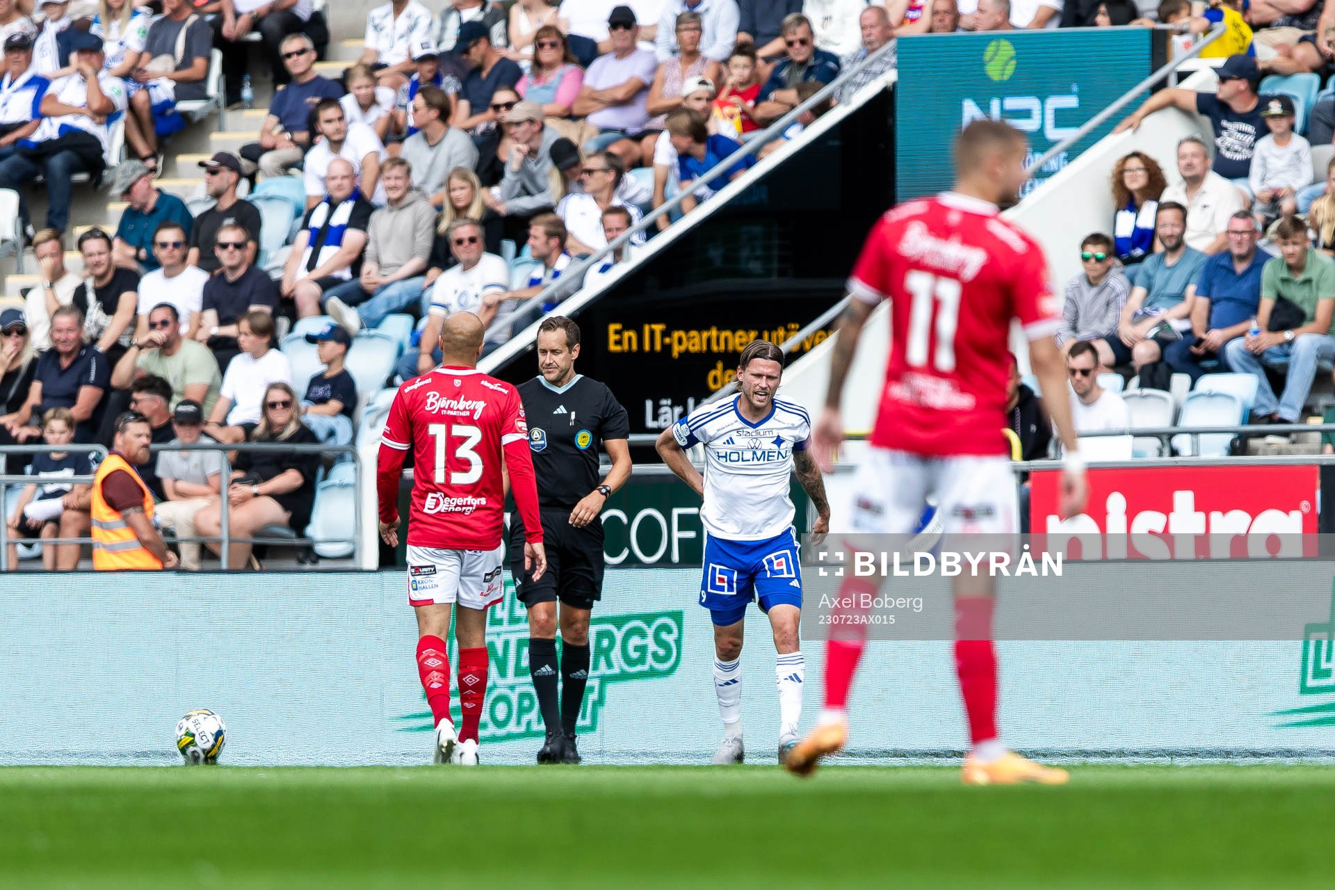 IFK Norrköpings Arnor Traustason har ont