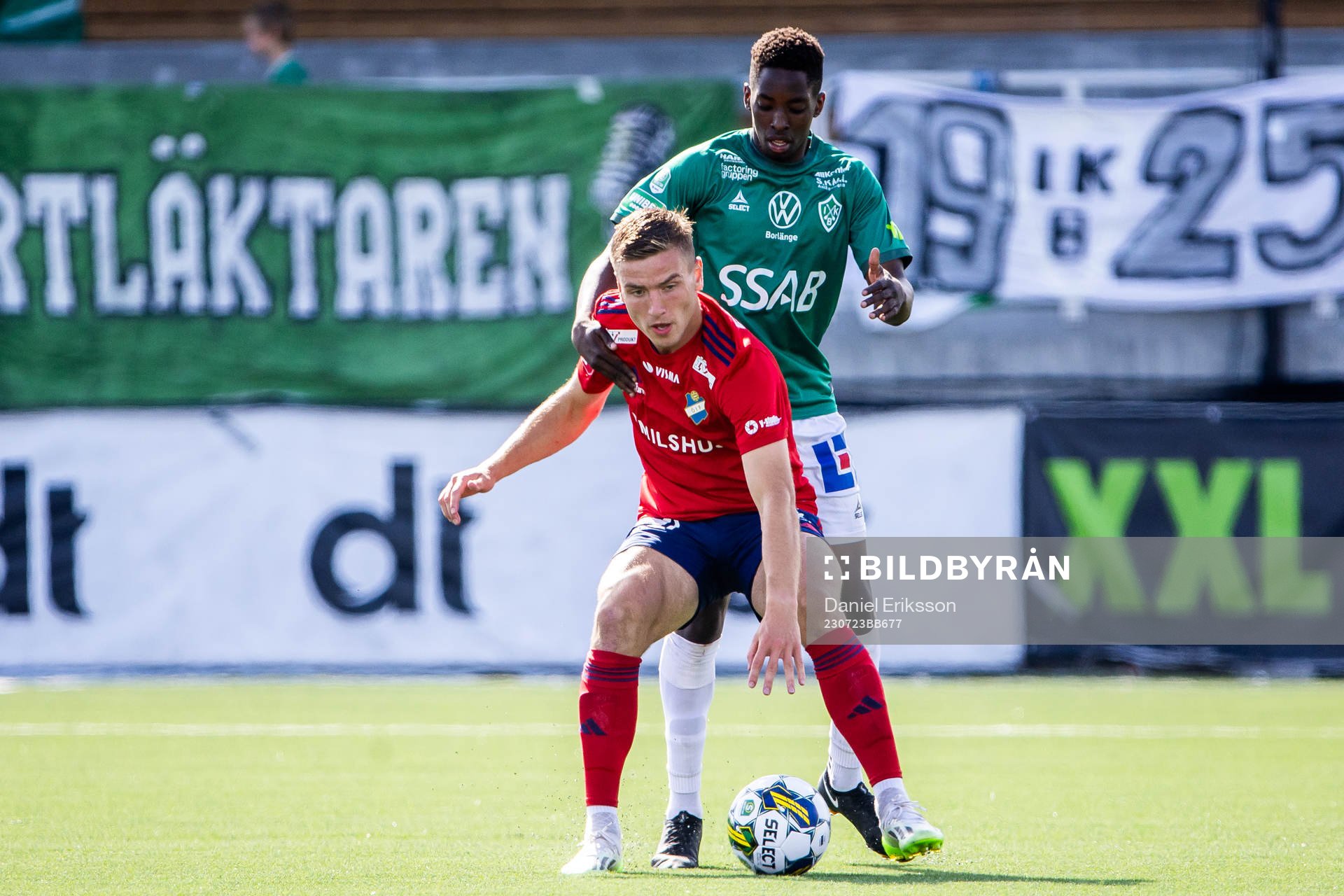 Östers Runar Thor Sigurgeirsson och Brages Samouil