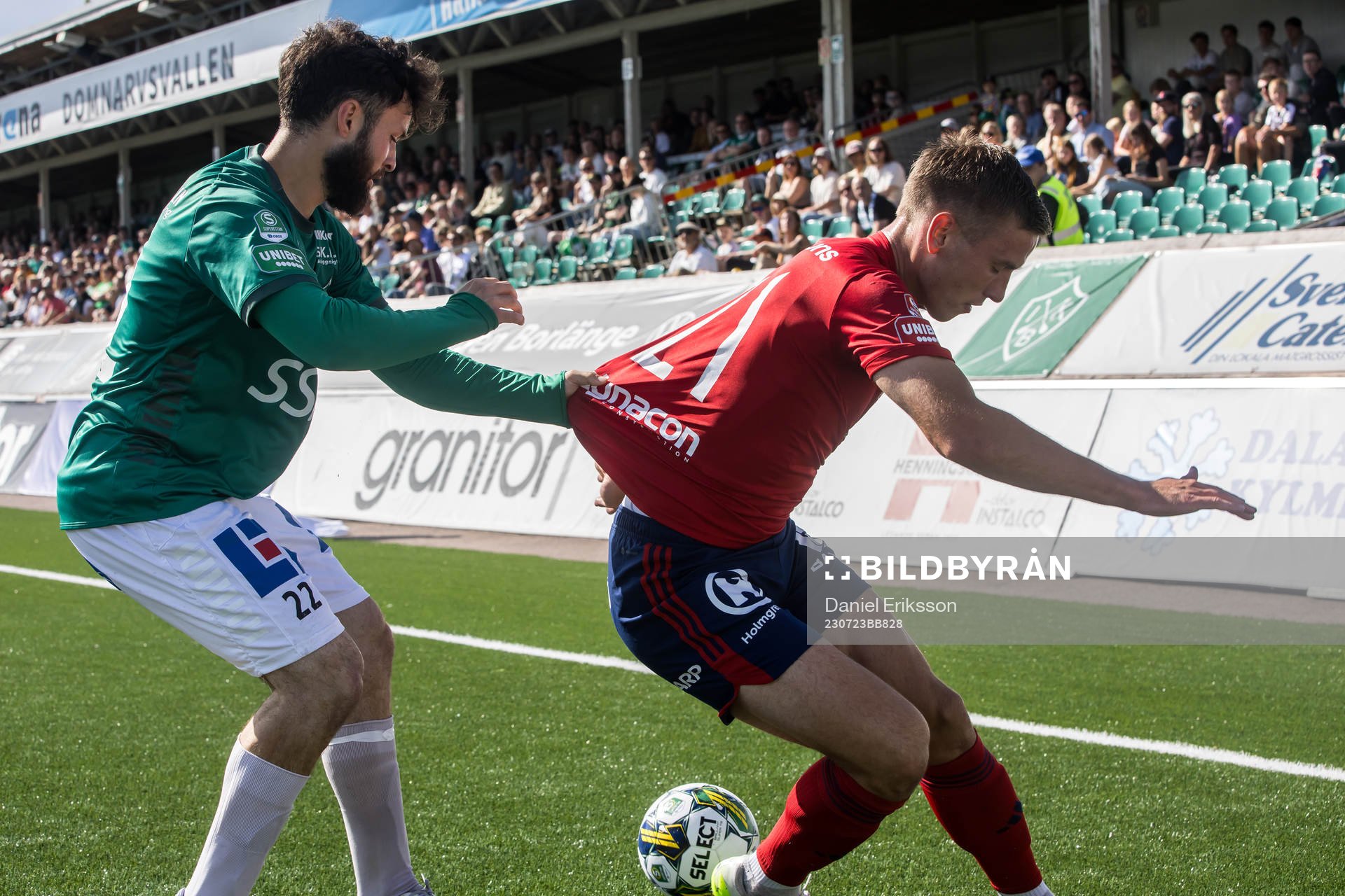 Brages Jonathan Syberg Tamimi och Östers Runar Thor