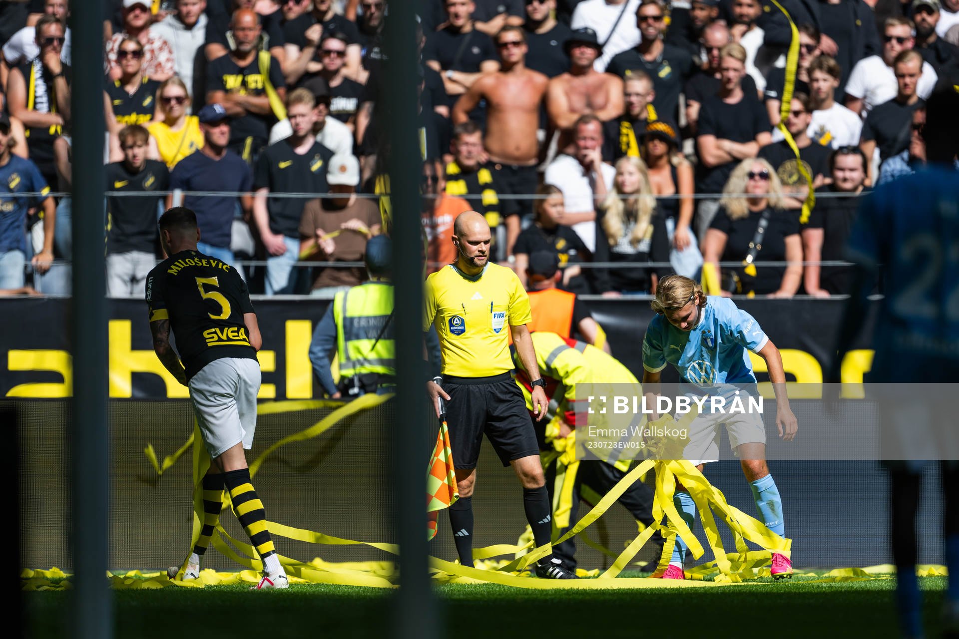 AIKs Alexander Milosevic och Malmö FFs Sebastian Nanasi