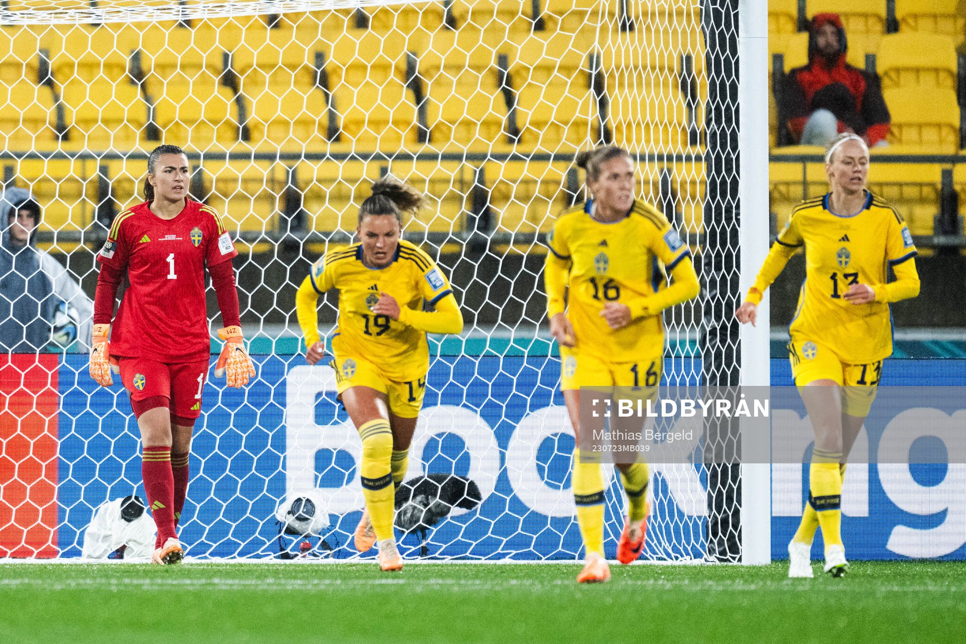 Goalkeeper Zecira Musovic of Sweden