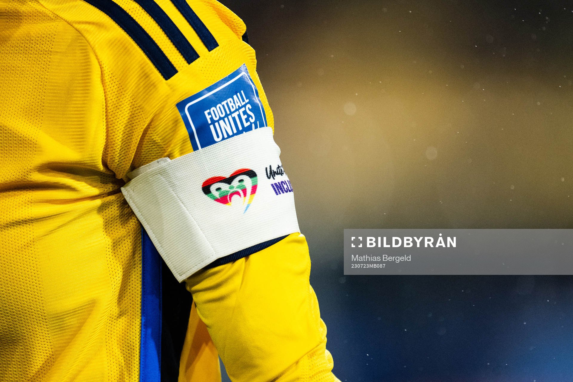 Kosovare Asllani of Sweden with the captains arm band