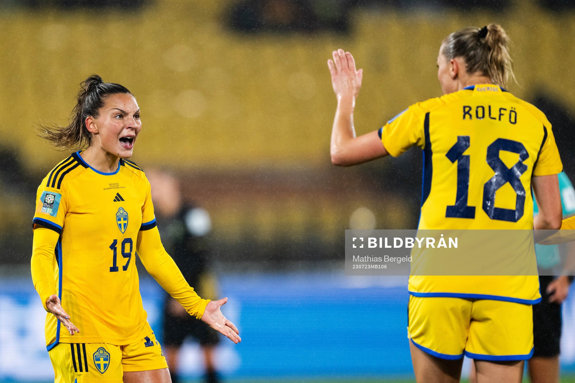 Johanna Rytting Kaneryd and Fridolina Rolfö of Sweden