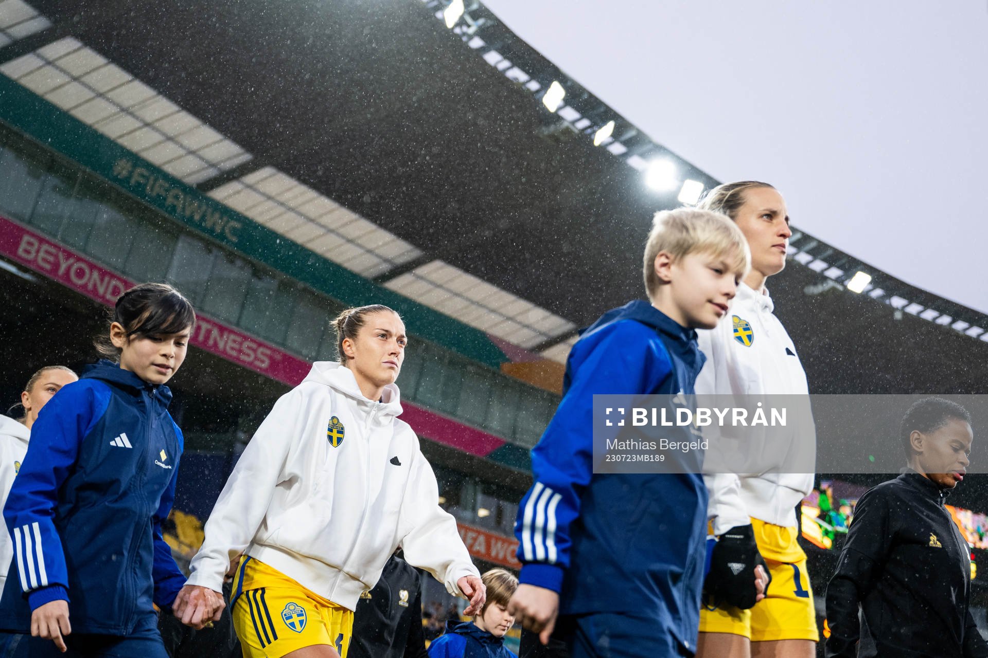 Filippa Angeldahl and Nathalie Björn of Sweden enter the