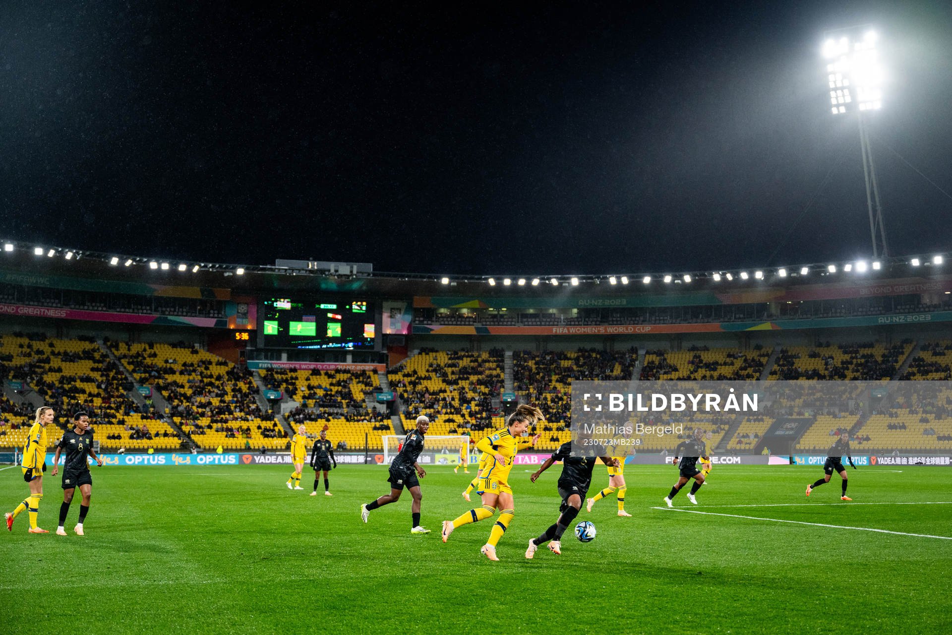 Johanna Rytting Kaneryd of Sweden and Bongeka Gamede of