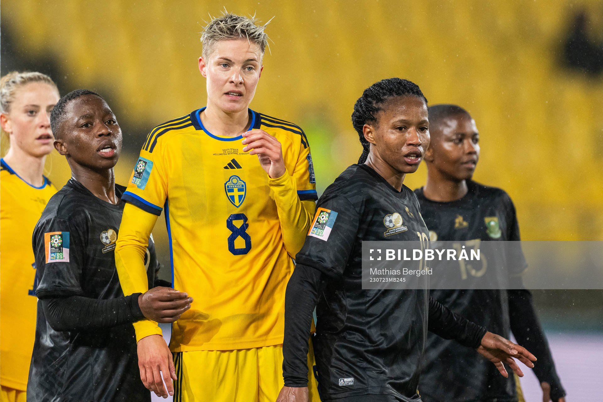 Kholosa Biyana and Jermaine Seoposenwe of South Africa