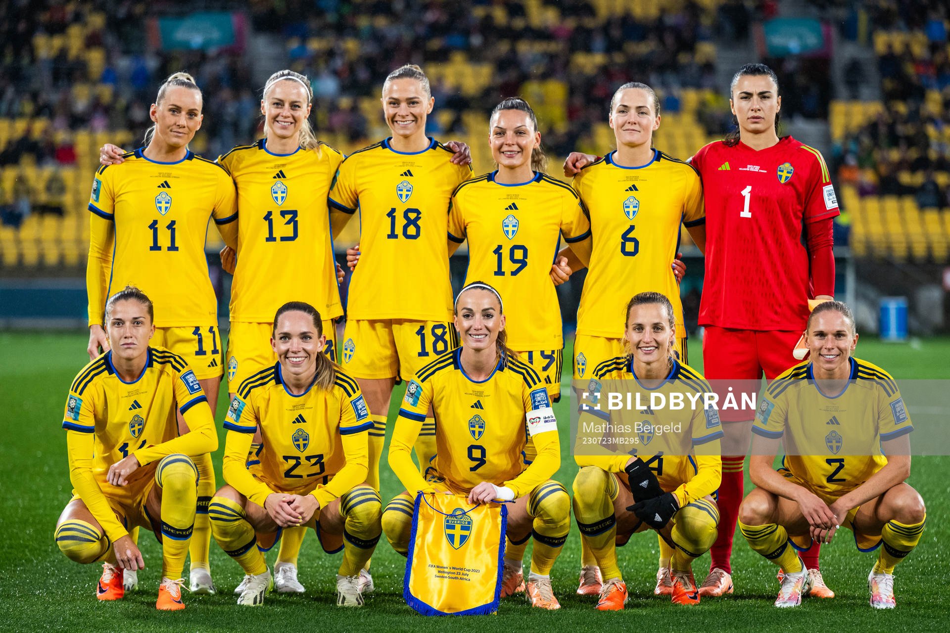 The starting eleven of Sweden pose for a picture