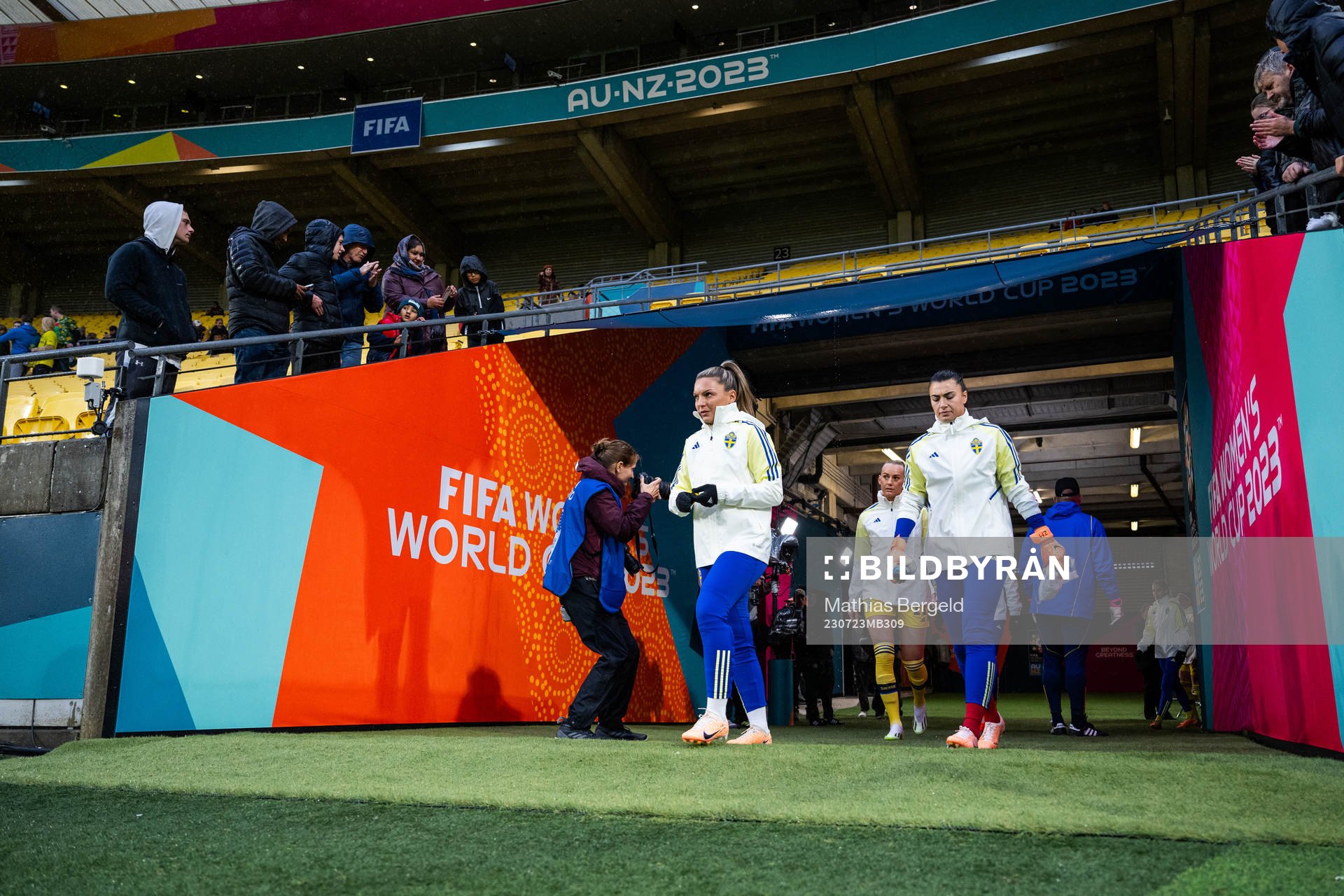 Johanna Rytting Kaneryd, Stina Blackstenius and goalkeeper