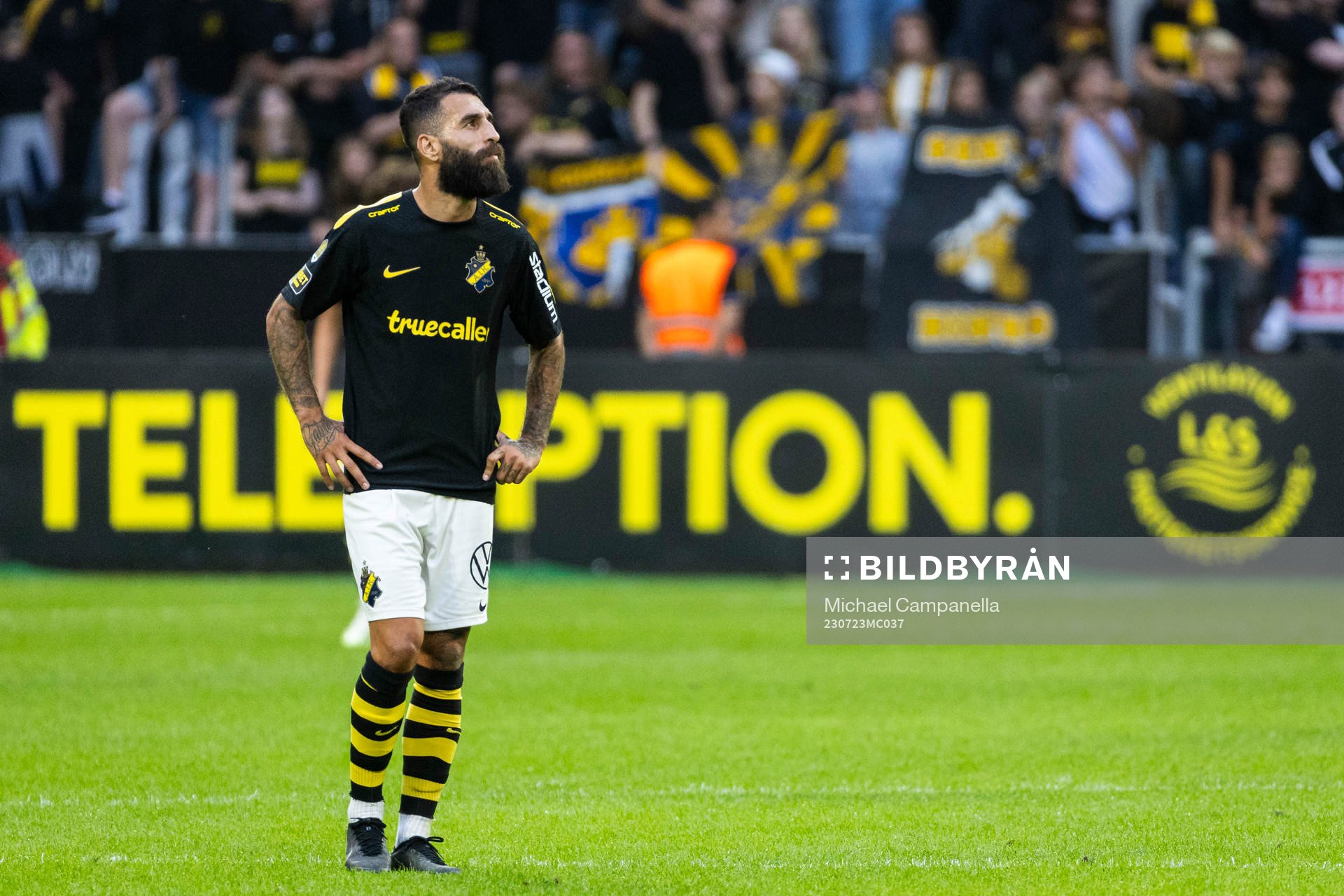 AIKs Jimmy Durmaz deppar