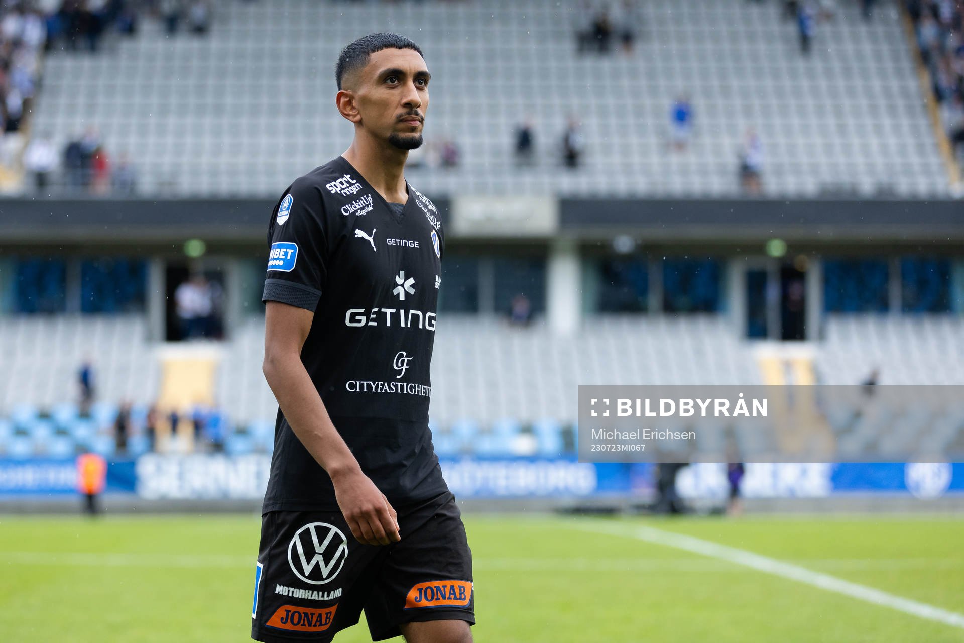 Halmstads Amir Al-Ammari efter fotbollsmatchen i Allsvenskan mellan IFK Göteborg och Halmstad den 23 juli 2023 i Göteborg. 