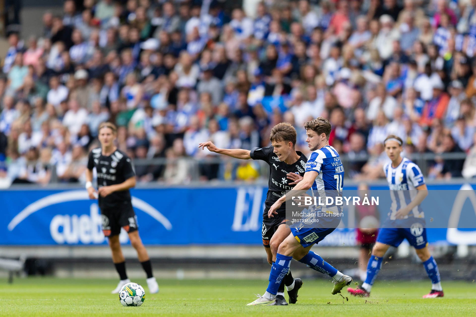 Halmstads Kazper Karlsson och IFK Göteborgs Gustaf Norlin