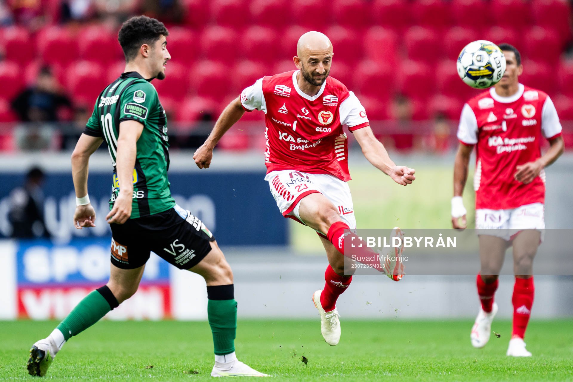 Varbergs Ismet Lushaku och Kalmars Robert Gojani