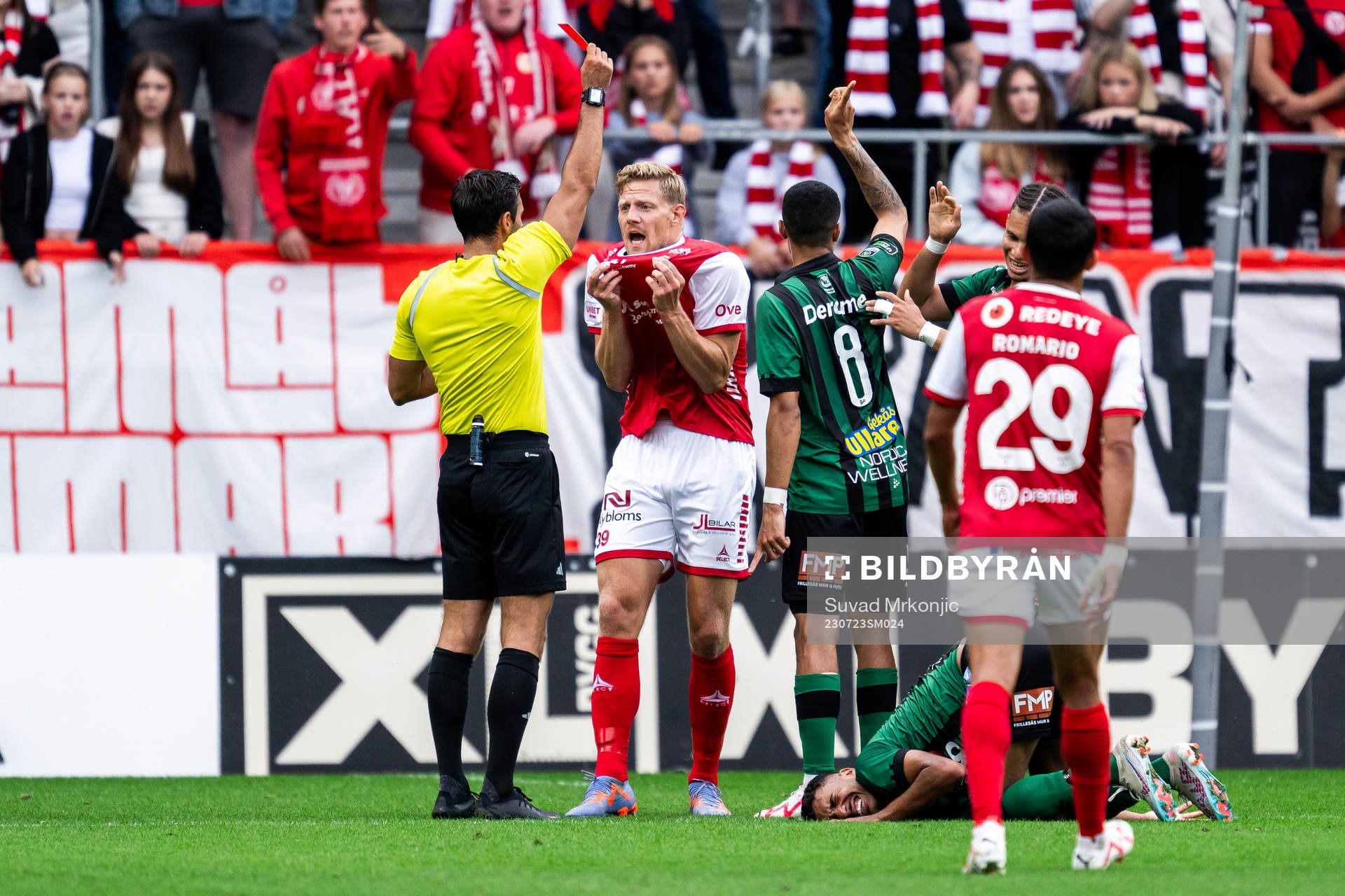 Domare Granit Maqedonci tilldelar Kalmars målvakt Ricardo