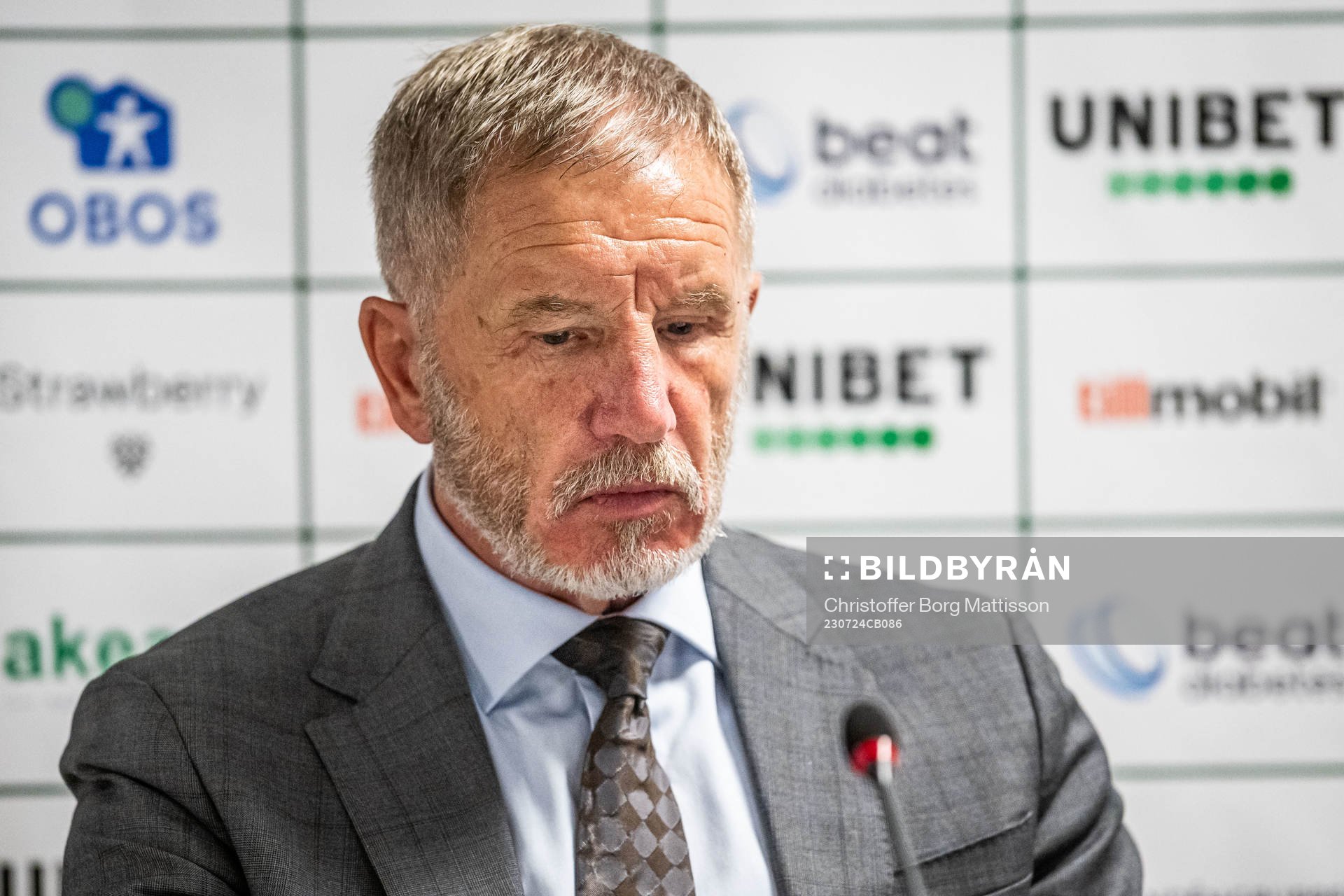 Helsingborgs tränare Stuart Baxter vid en presskonferens