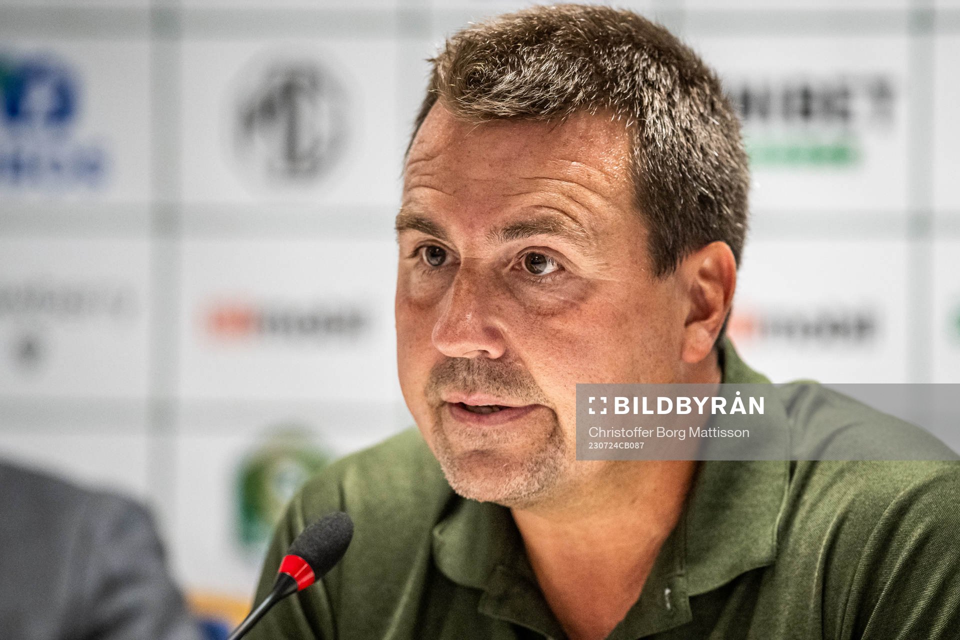Trelleborgs tränare Stefan Jacobsson vid en presskonferens