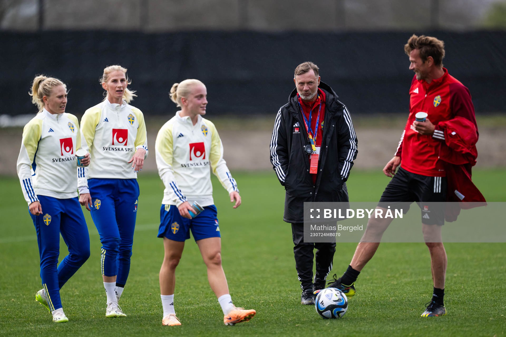 Rebecka Blomqvist, Sofia Jakobsson, Anna Sandberg, head