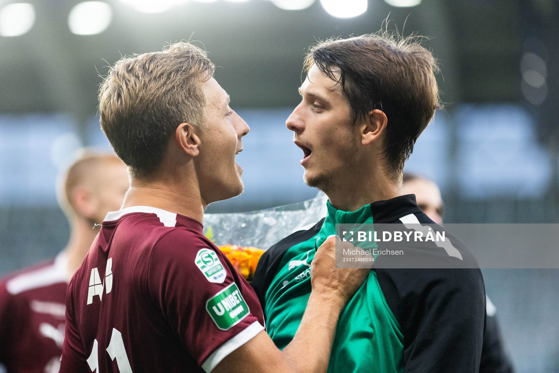 Västerås SKs Simon Gefvert och Olle Edlund jublar